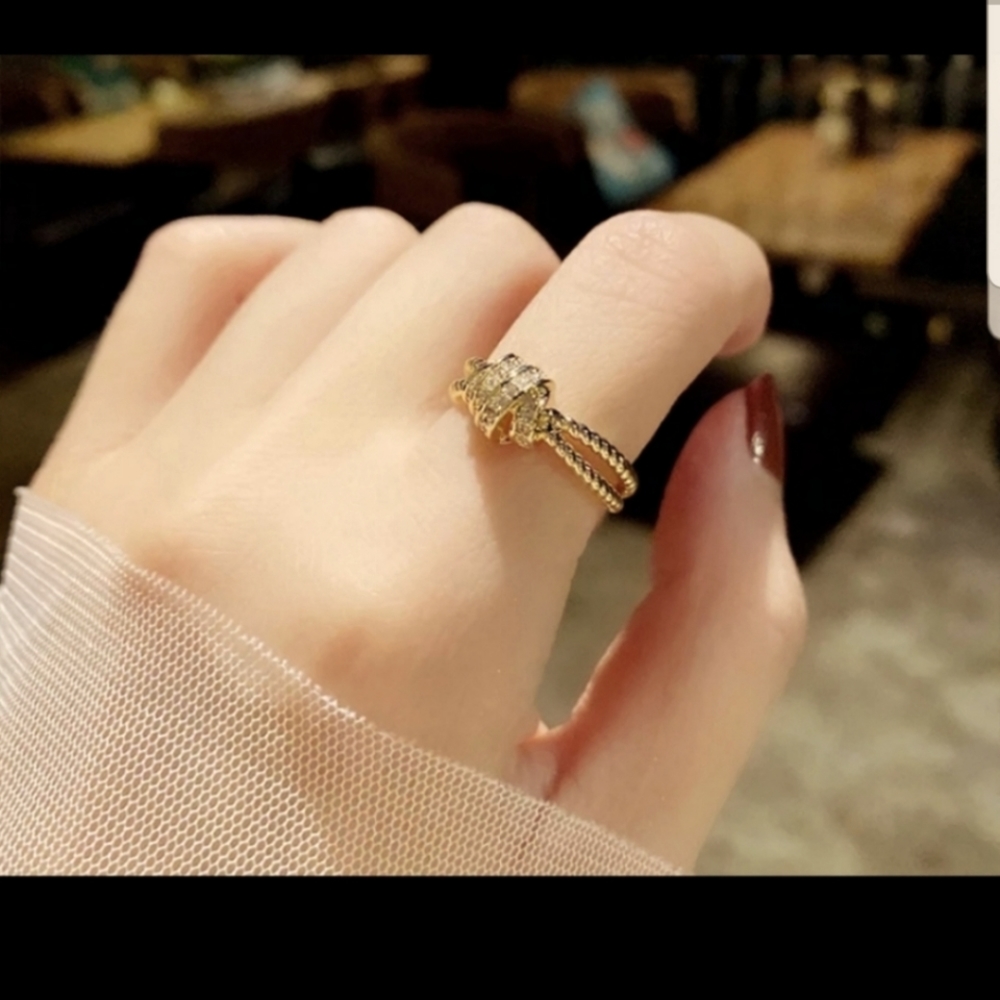 Knotted Fashion Ring - One Size